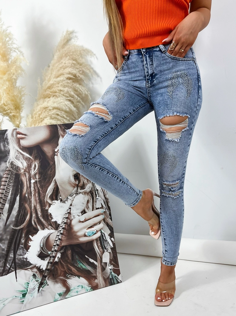 Spodnie jeansowe jasne z przetarciami dżetami T299