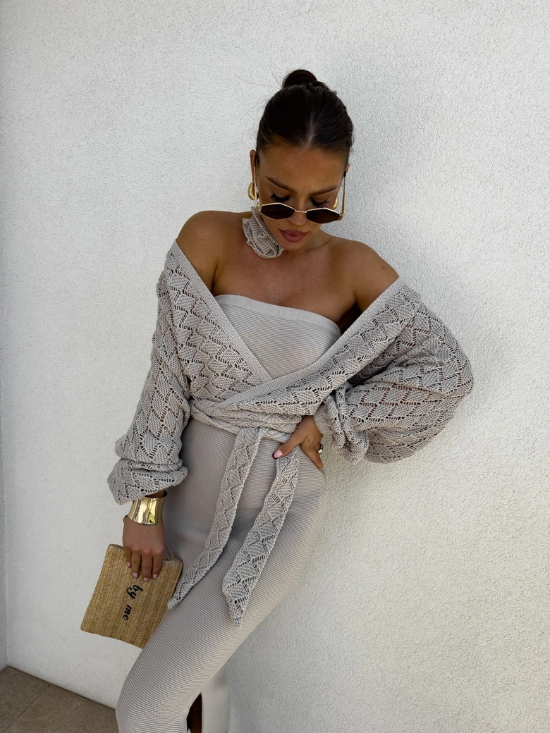 Sukienka SPAIN z kwiatkiem - taupe