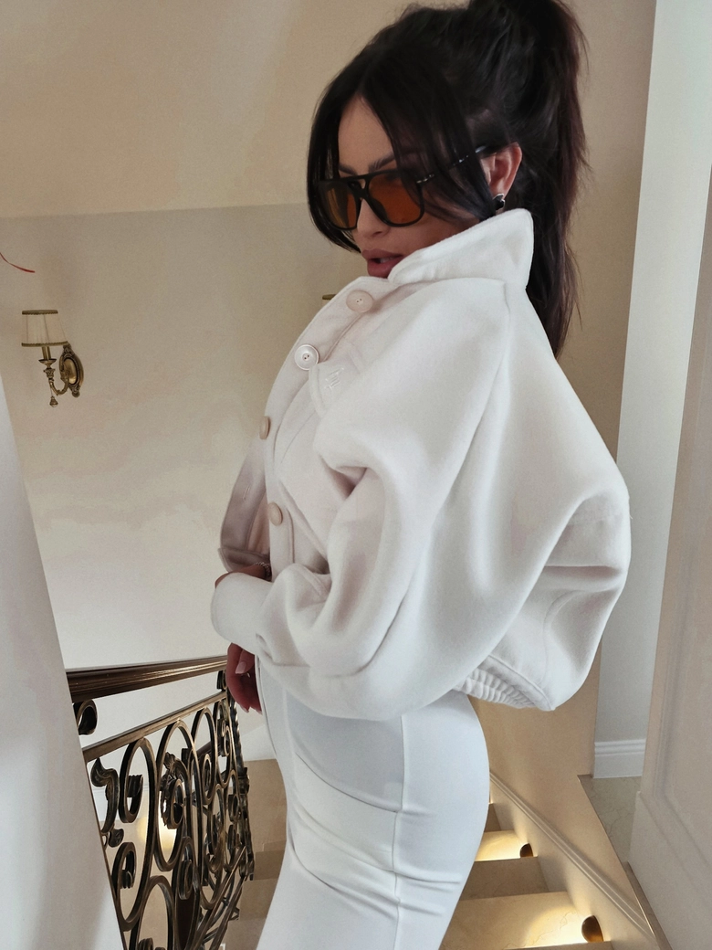 Kurtka MODERN – ecru W16546