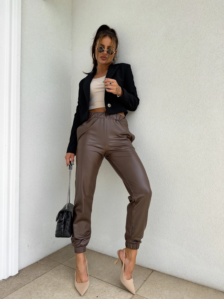 Spodnie joggery BODA - czekoladowe T16673