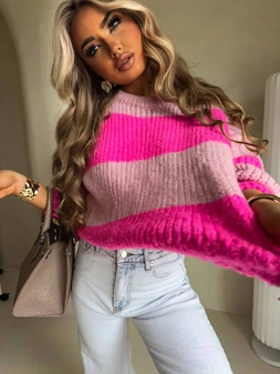 Sweter LEGEND pasy – jasny róż-fuksja