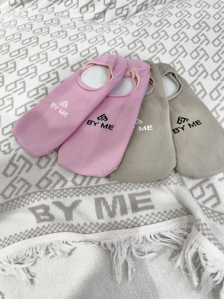 Mikrostopki By Me – różowe z białym logo DOSTĘPNE OD 30.06.2025r.