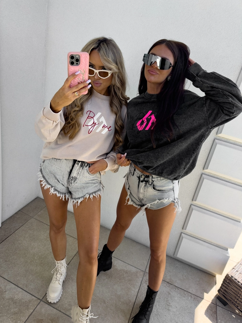 Dekatyzowana bluza MONETTE - czarna