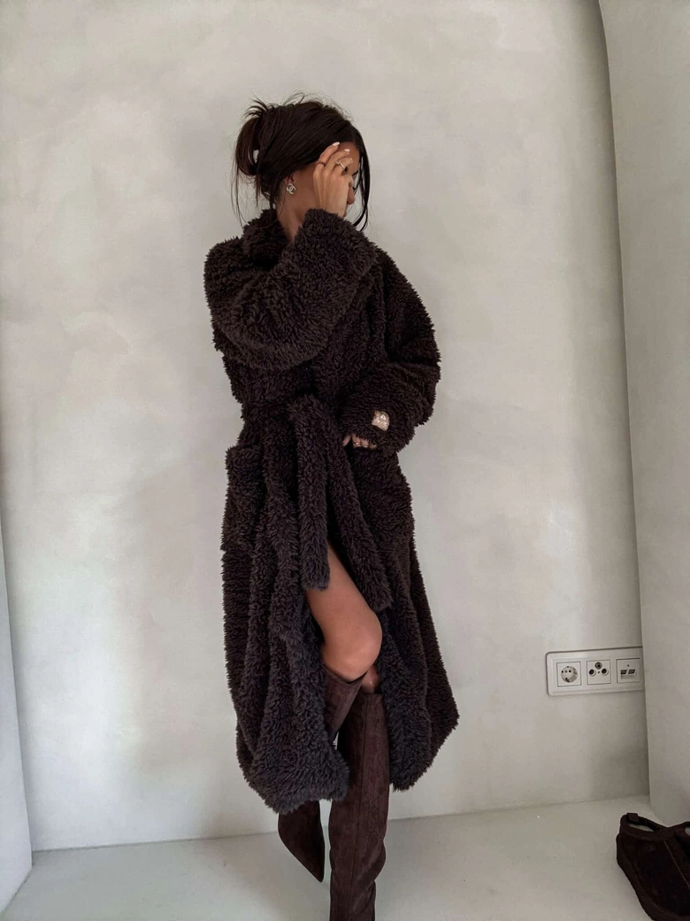 Płaszcz FUR – czekoladowy
