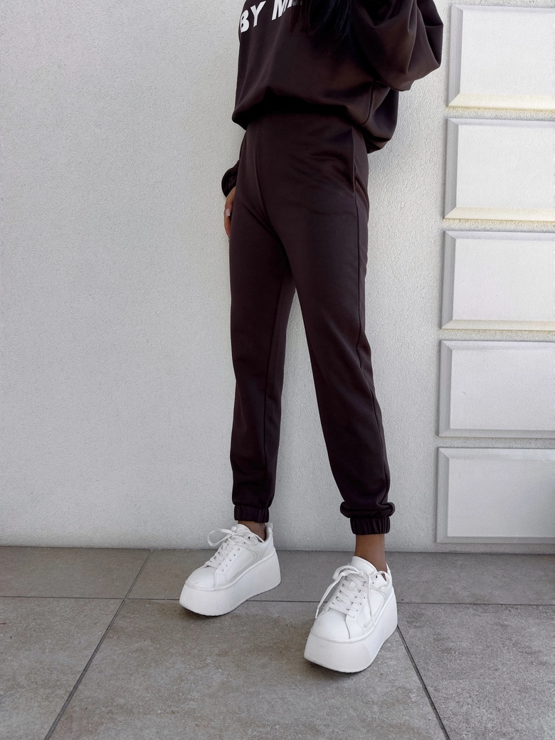 Spodnie dresowe CLASSIC - czekoladowe