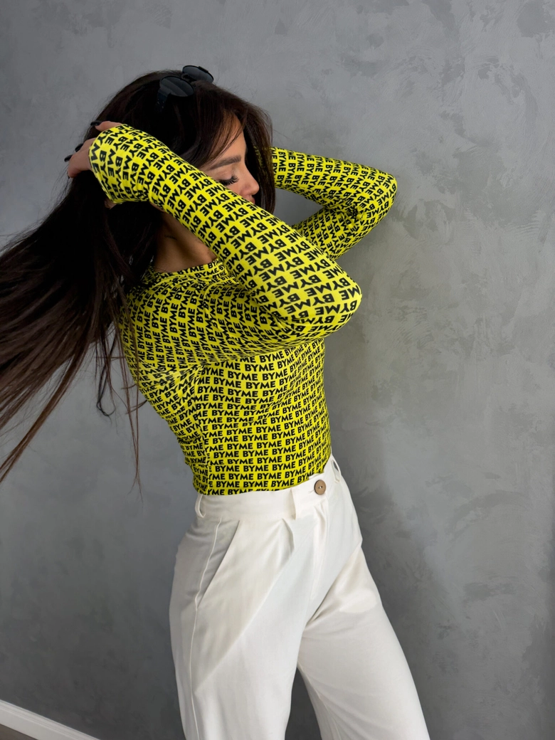 Bluzka SKIN literki – żółte