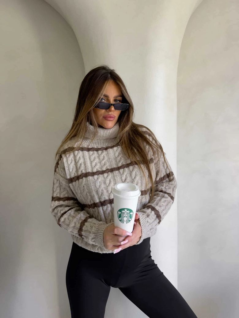 Sweter golf INKO pasy - beżowo-czekoladowe