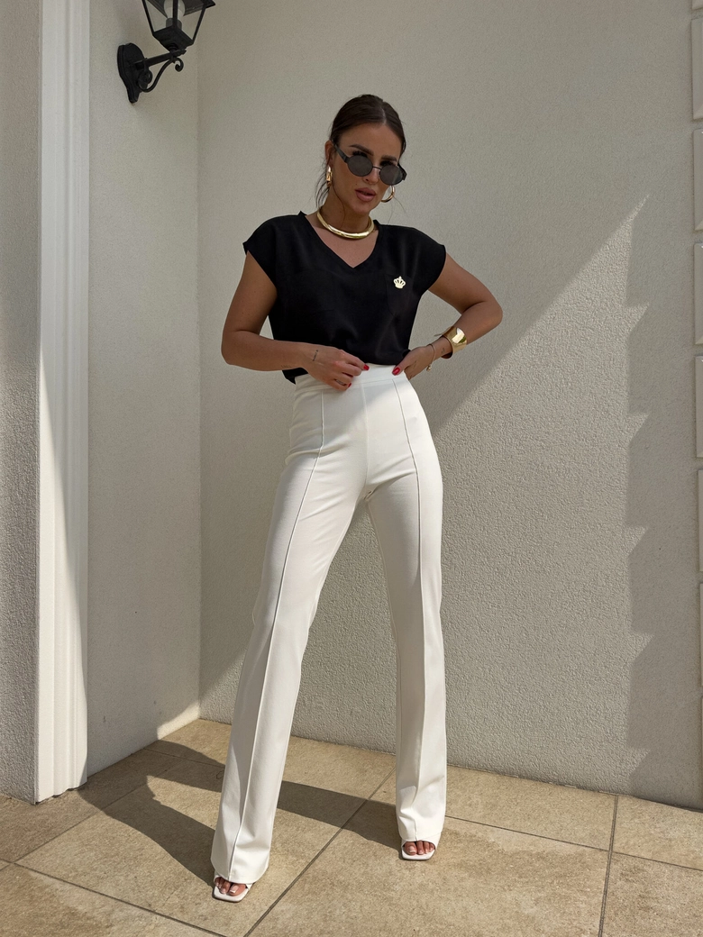 Bluzka KIESZONKI – czarna