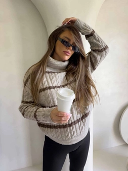 Sweter golf INKO pasy - beżowo-czekoladowe