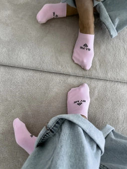 Mikrostopki By Me – różowe z czarnym logo DOSTĘPNE OD 30.06.2025r.