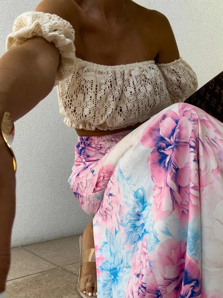 Bluzka Hiszpanka CARLITA kwiatuszki - beżowe