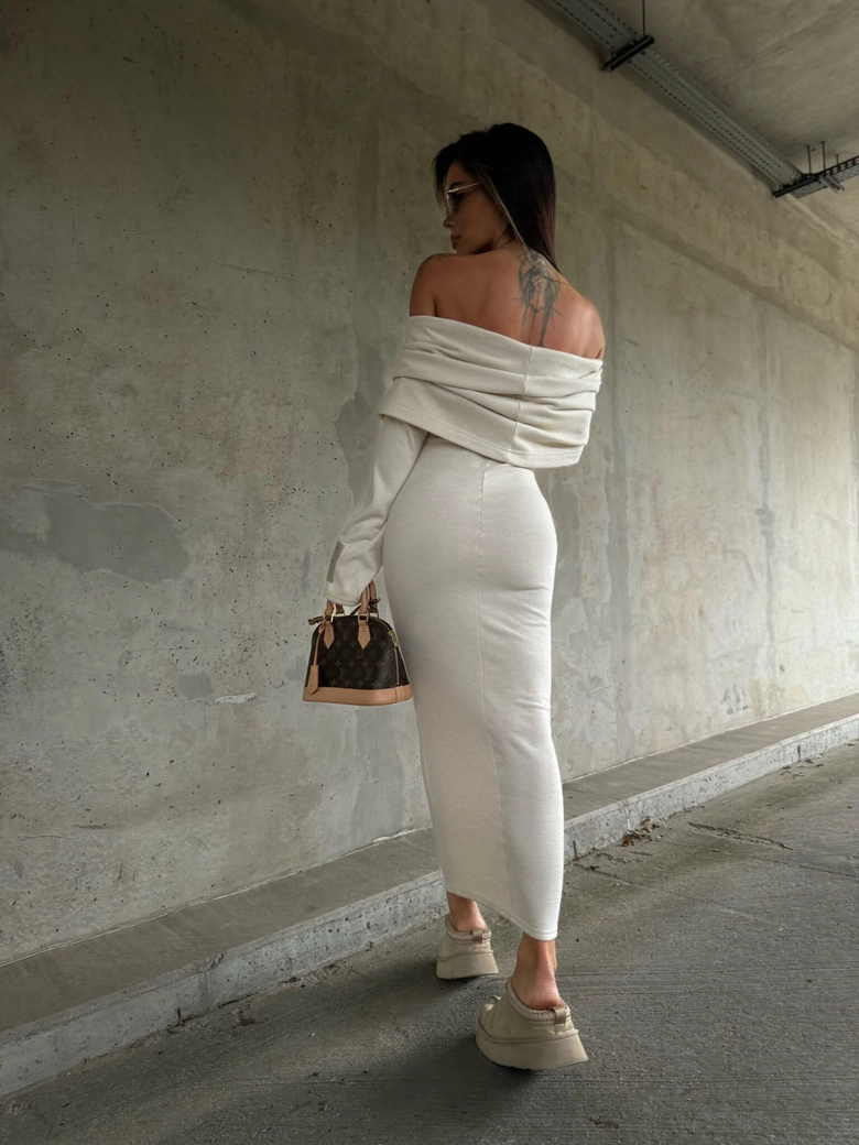 Sukienka VELVET beż A17547