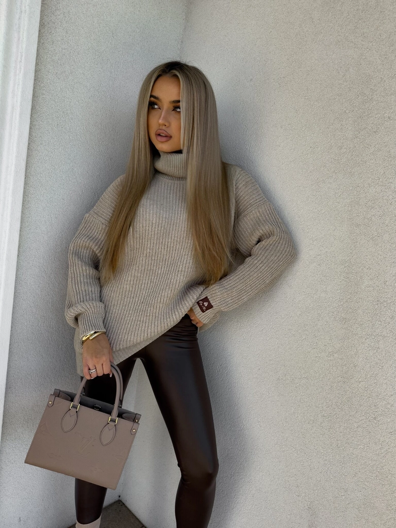 Sweter golf LAVER - beżowy DOSTĘPNY OD 18.10.2024r. E18023