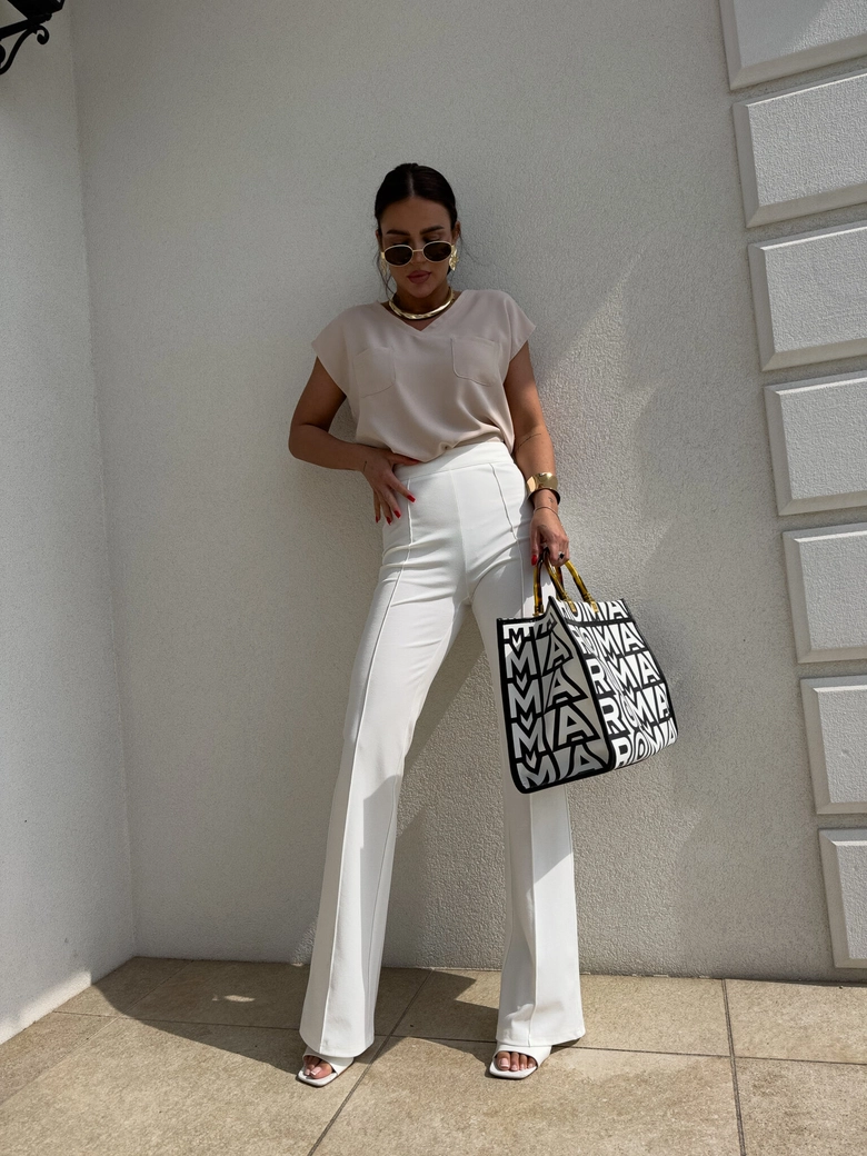 Bluzka KIESZONKI – jasny beż