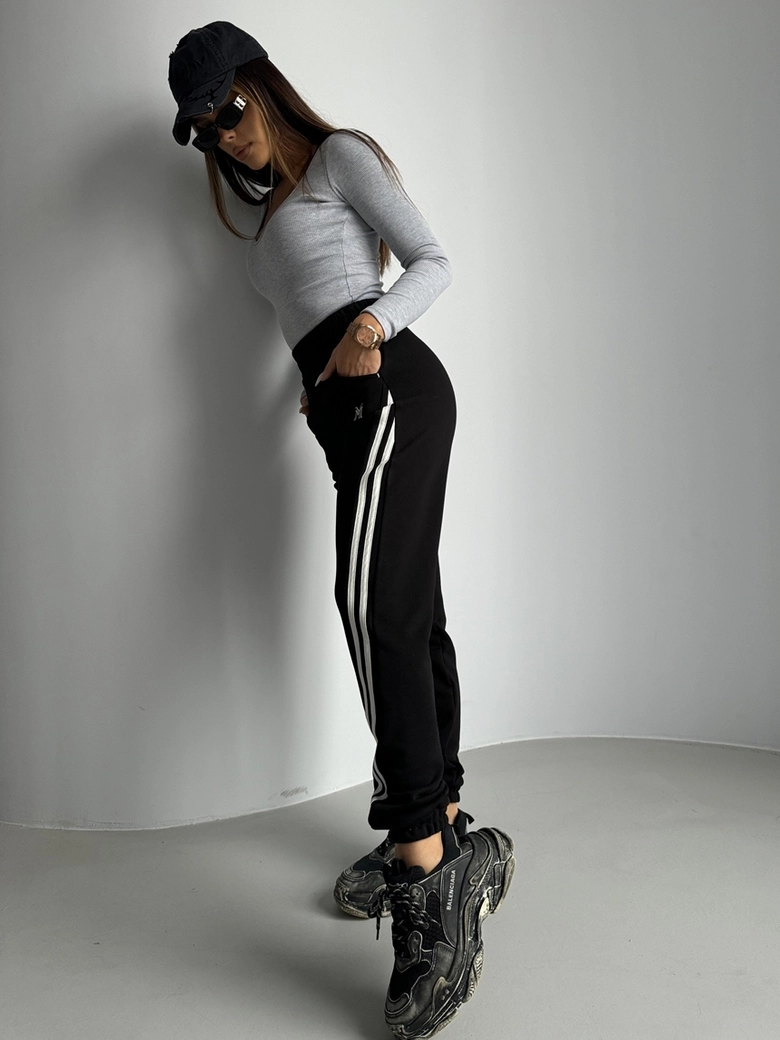 Spodnie czarne Amaze Me T10646