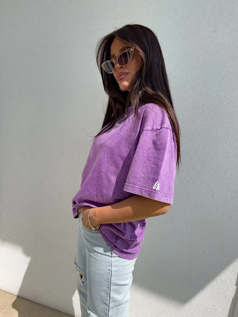 T-shirt PLAY - fioletowy