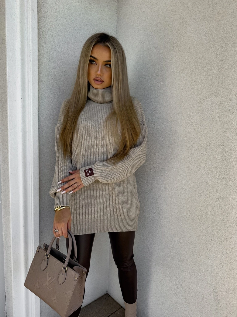 Sweter golf LAVER - beżowy DOSTĘPNY OD 18.10.2024r. E18023