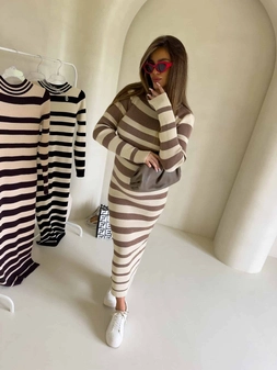 Sukienka VERSATILE - mokka-beż