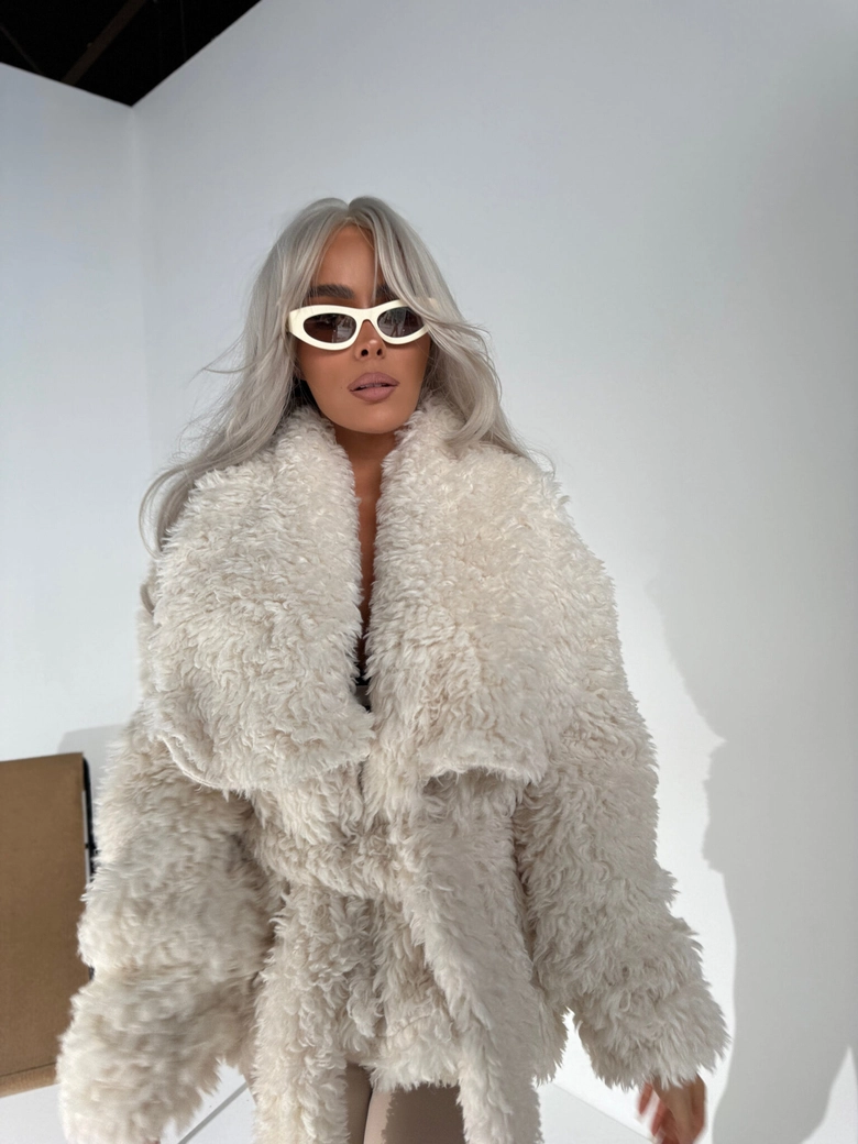 Kurtka DRAMATIC ecru