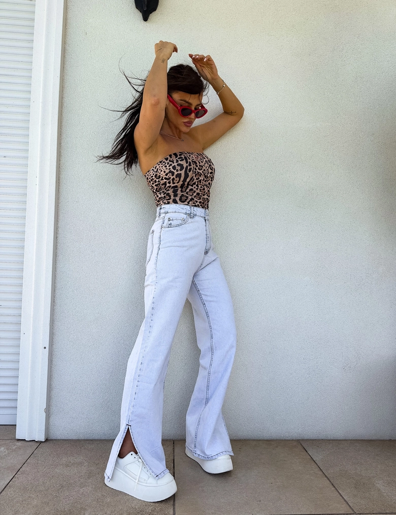 Jeansy MOM FIT FLARED – light jeans