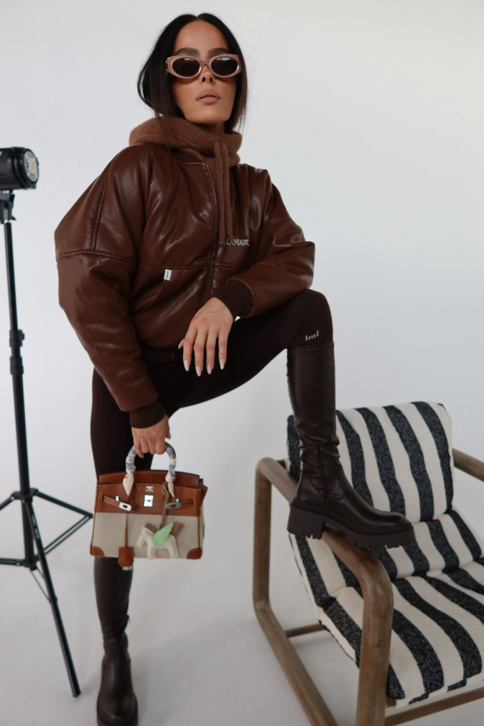 Kurtka TIMELESS czekolada