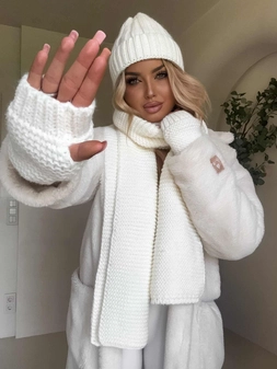 Płaszcz NOELLE – ecru DOSTĘPNY OD 03.11.2025r.