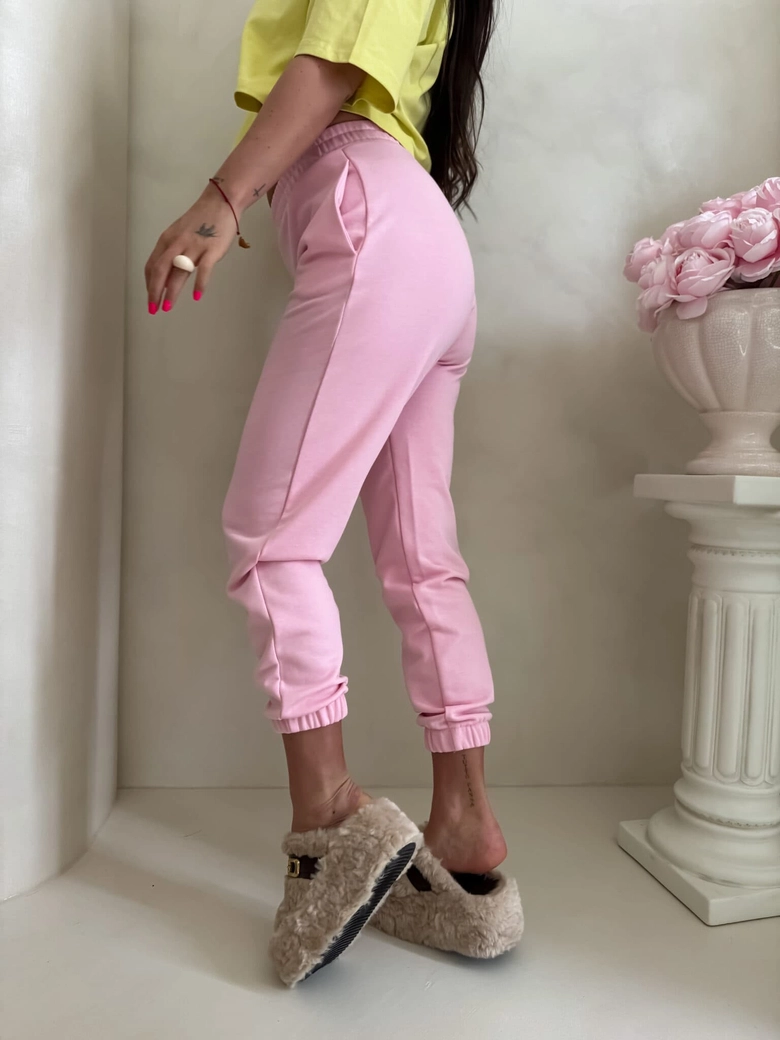 Spodnie dresowe CLASSIC - jasny róż