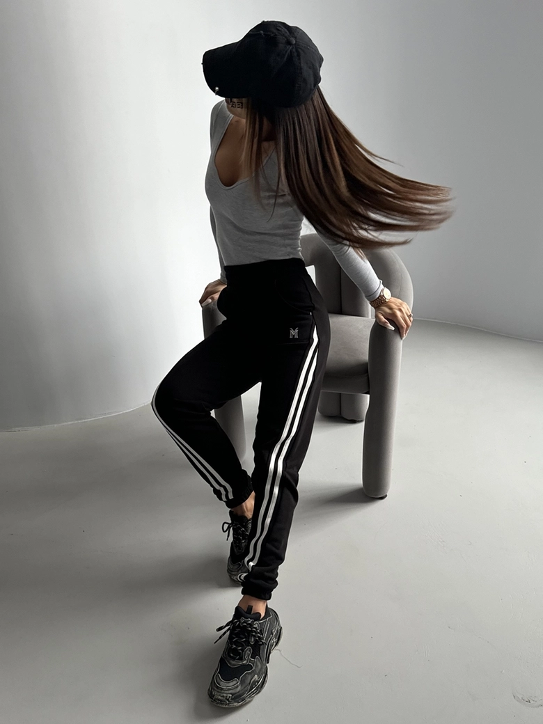 Spodnie czarne Amaze Me T10646