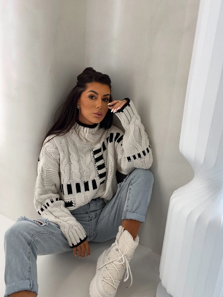 Sweter golf TRAIN – ecru