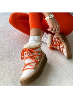 Śniegowce beżowo białe z pomarańczowym wiązaniem I531