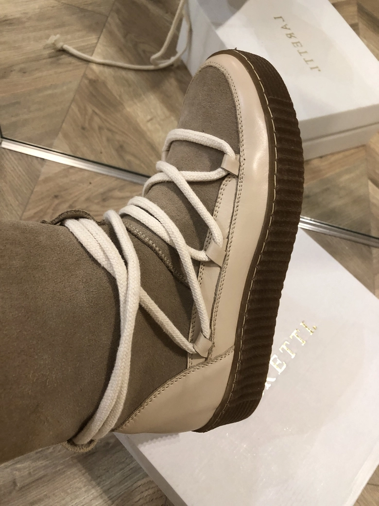 Śniegowce beżowe z wiązaniem I404