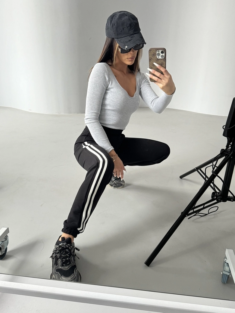 Spodnie czarne Amaze Me T10646