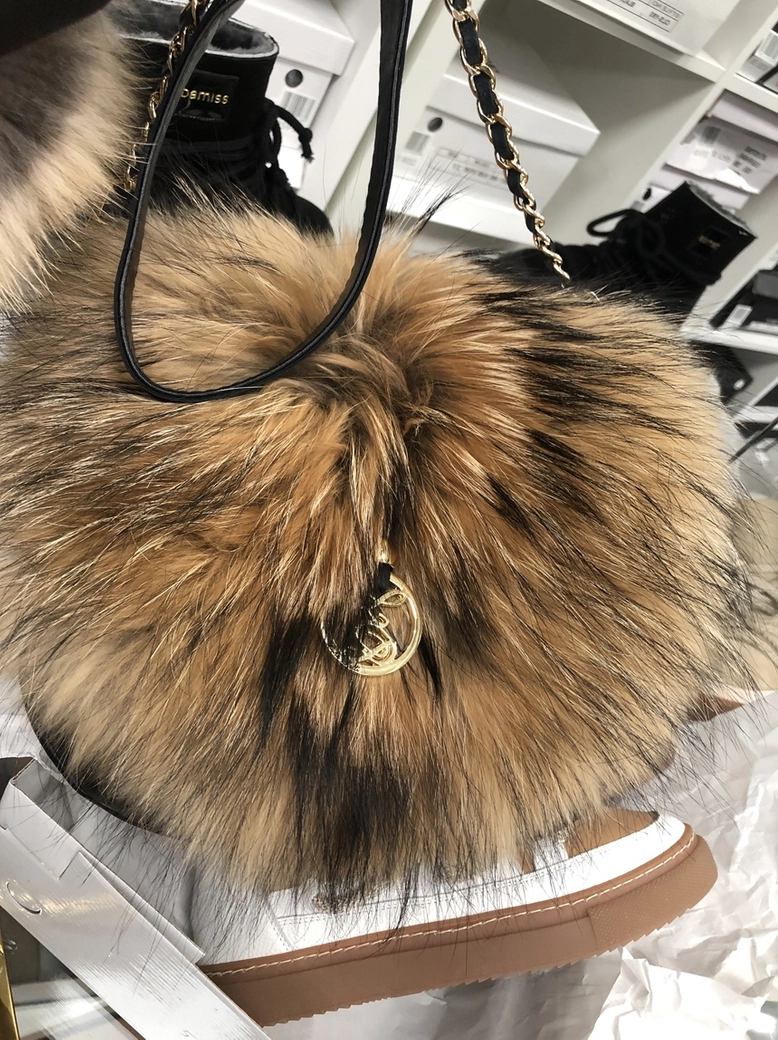 Buty emu śniegowce skórzane zamszowe z ozdobnym wiązaniem camel I514