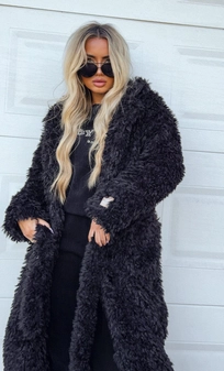 Płaszcz FUR – czarny