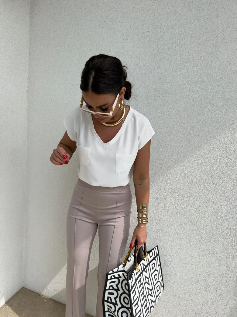 Bluzka KIESZONKI – ecru