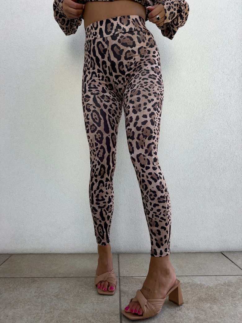 Legginsy GYM print pantera – beżowo-czarna