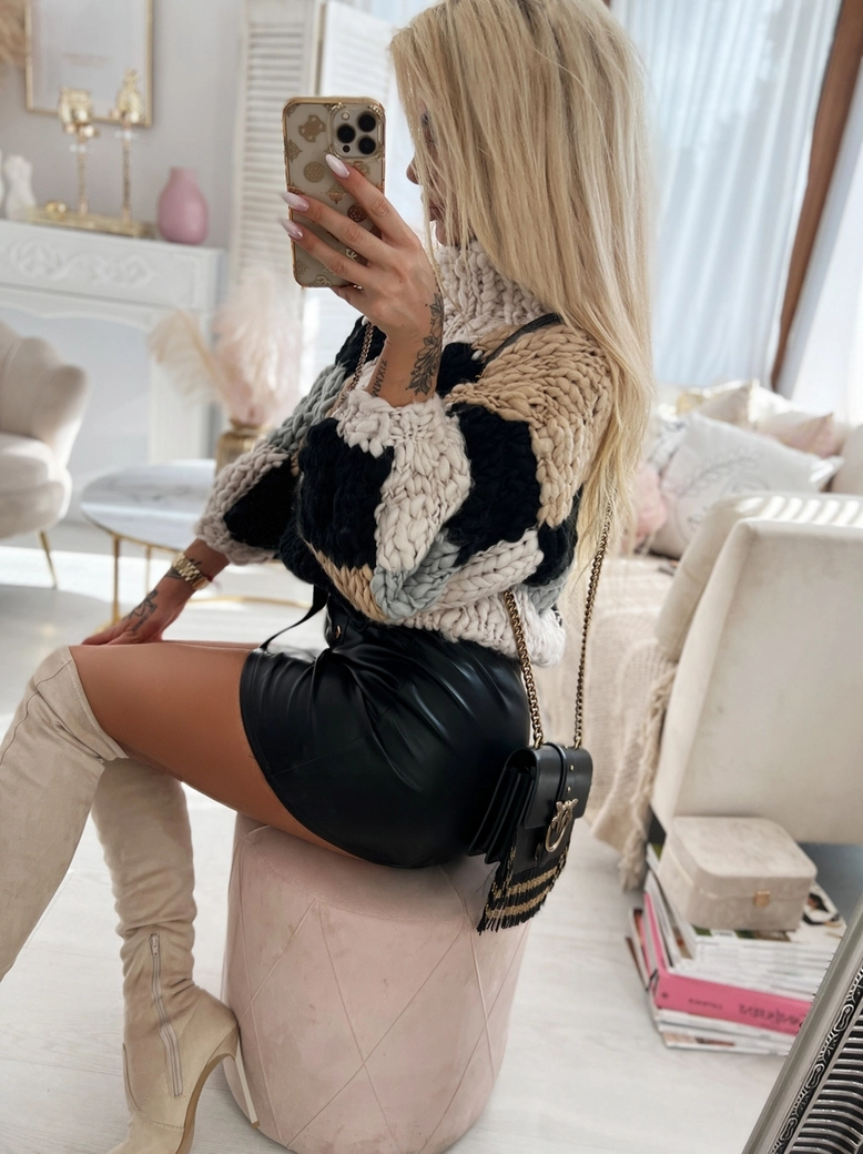 Kozaki muszkieterki beżowe na szpilce I336