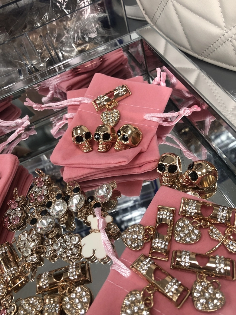 Charms zawieszka ozdoba do butów ważka X006