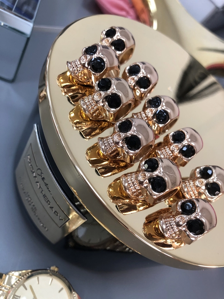 Charms zawieszka ozdoba do butów czaszka X005