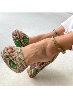 Sandały na słupku wzór wężowy Ria I568