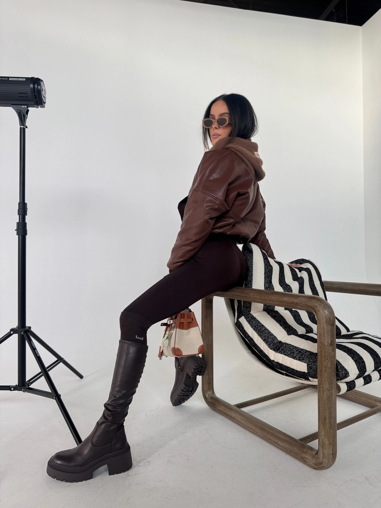 Kurtka TIMELESS czekolada