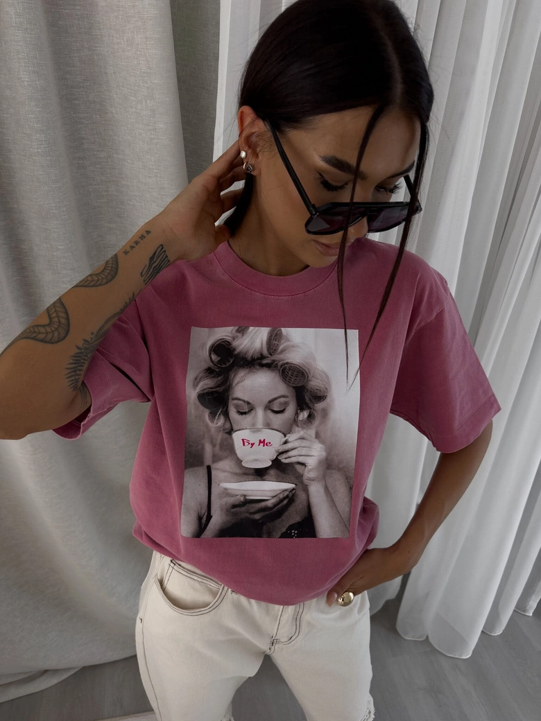 Dekatyzowany t-shirt ROLLER - brudny róż