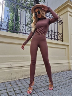 Komplet prążkowany czekoladowy Jimmy N517