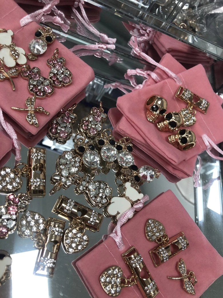 Charms zawieszka ozdoba do butów ważka X006