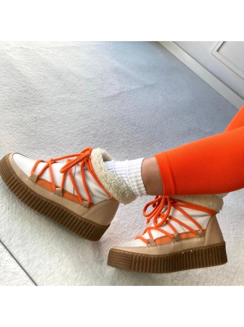 Śniegowce beżowo białe z pomarańczowym wiązaniem I531