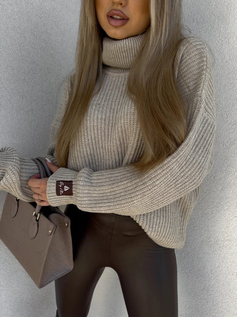 Sweter golf LAVER - beżowy DOSTĘPNY OD 18.10.2024r. E18023