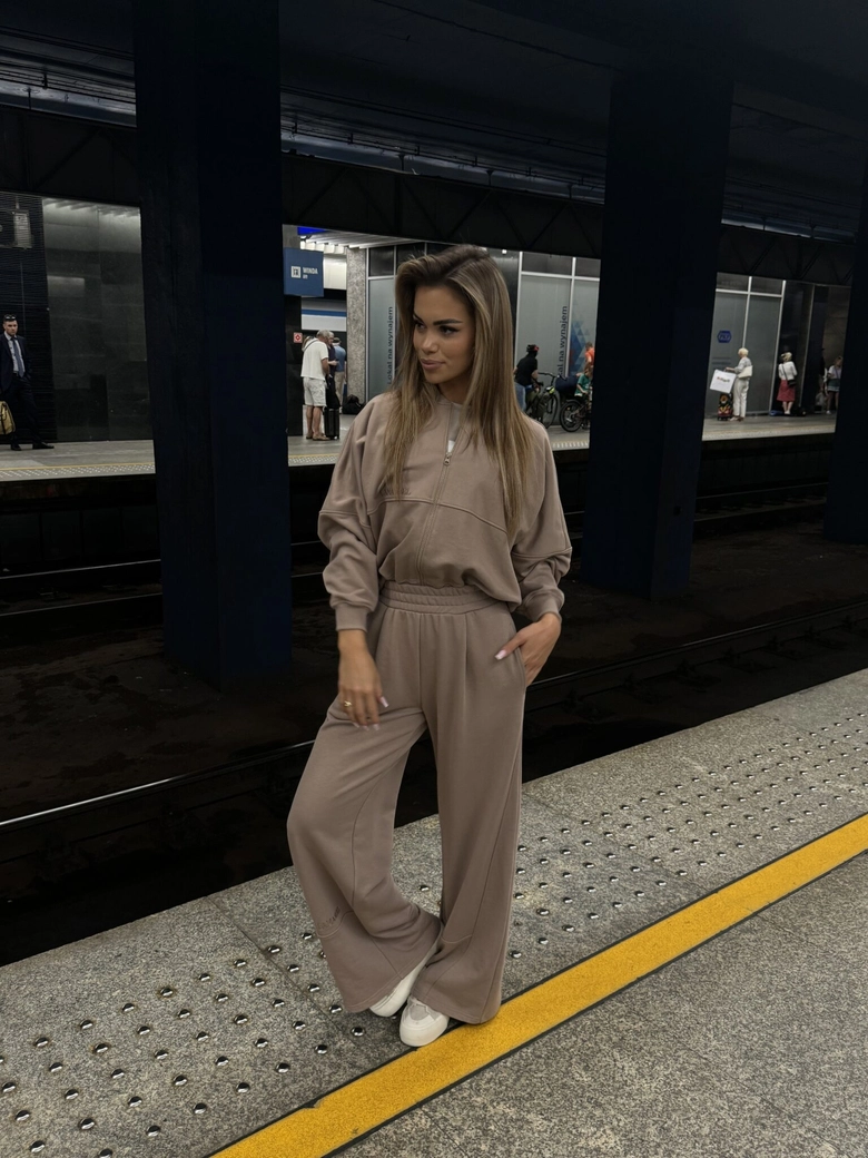 Spodnie UNPLUGGED cappucino T15483