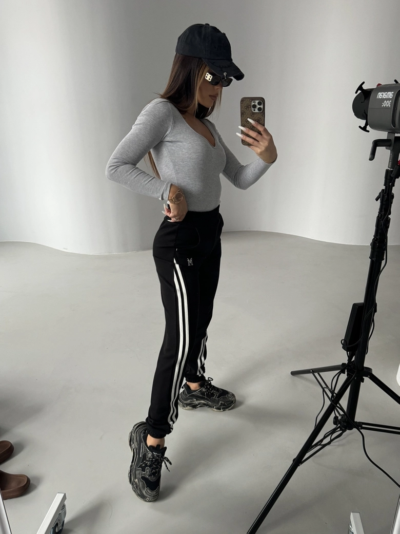 Spodnie czarne Amaze Me T10646