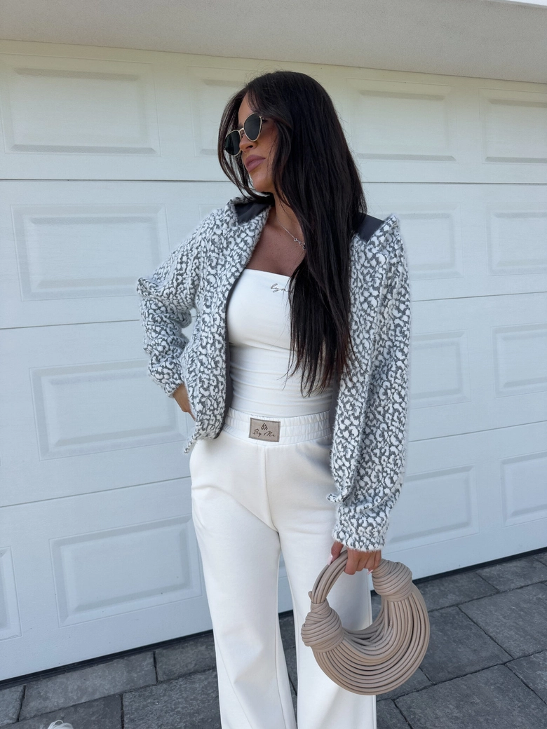 Kurtka MISIO print pantera – szara