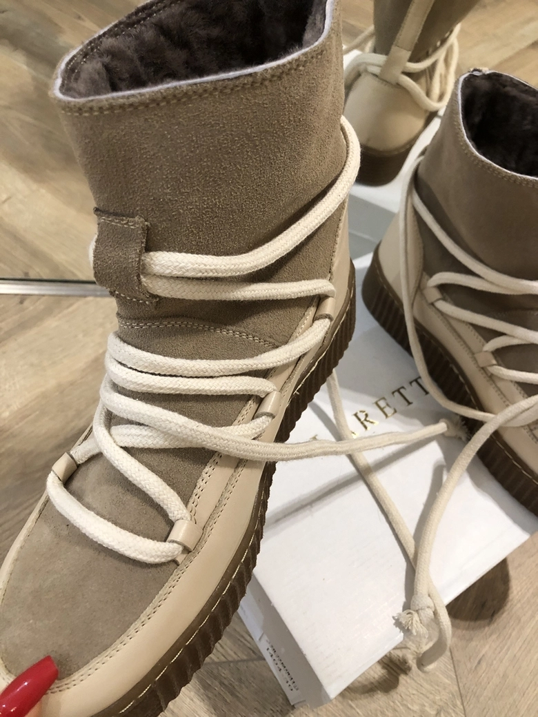 Śniegowce beżowe z wiązaniem I404